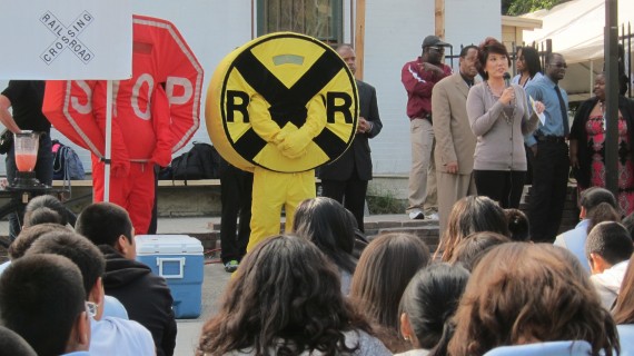 Road_Signs_Stacy Yamato