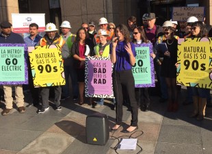"Natural Gas is so 90s" coalition rallies for fully electric Metro bus fleet. Photo by Joe Linton/Streetsblog L.A.