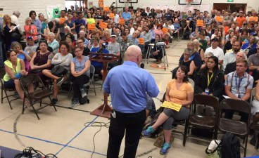 L.A. City Councilmember Mike Bonin addresses the standing room only crowd at last night's Mar Vista Community Council meeting. Photo by Joe Linton/Streetsblog L.A.