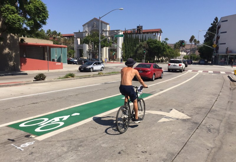 New bike lane on Duquesne between Culver and Washington Boulevards. All photos by Joe Linton/Streetsblog L.A.
