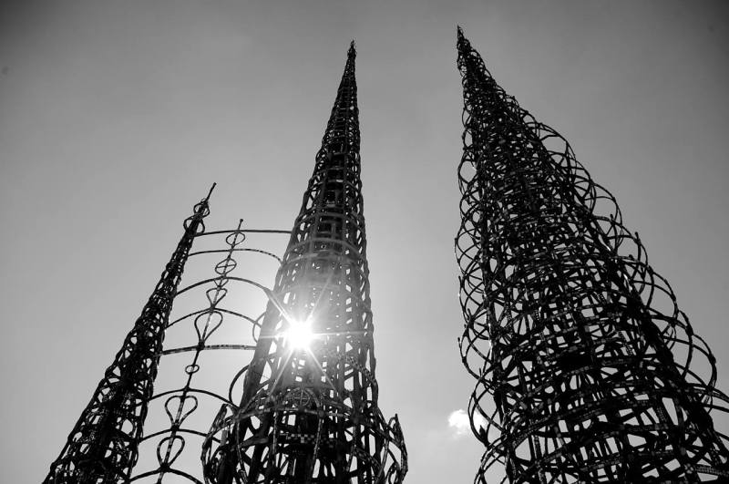 Sun shines through the Watts Towers. Sahra Sulaiman/Streetsblog L.A.