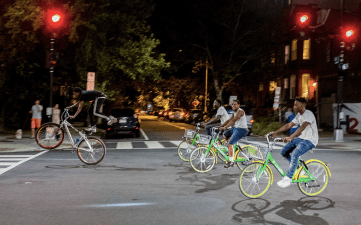 One commenter on a Georgetown listserv urged people to call the cops on dockless bike-share riders. Photo: Ep_Jhu on Flickr