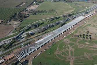 Calfironai High-Speed Rail construction underway on the San Joaquin River Viaduct in North Fresno, March 2018. Photo by CAHSRA
