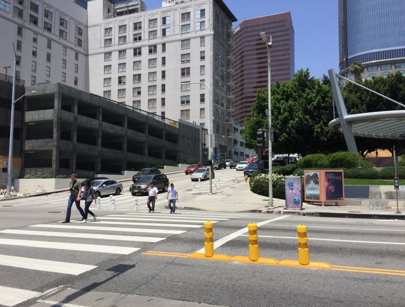 Safety improvements at 4th and Hill Streets in downtown L.A. - view looking west toward Bunker Hill. All photos by Joe Linton/Streetsblog L.A.