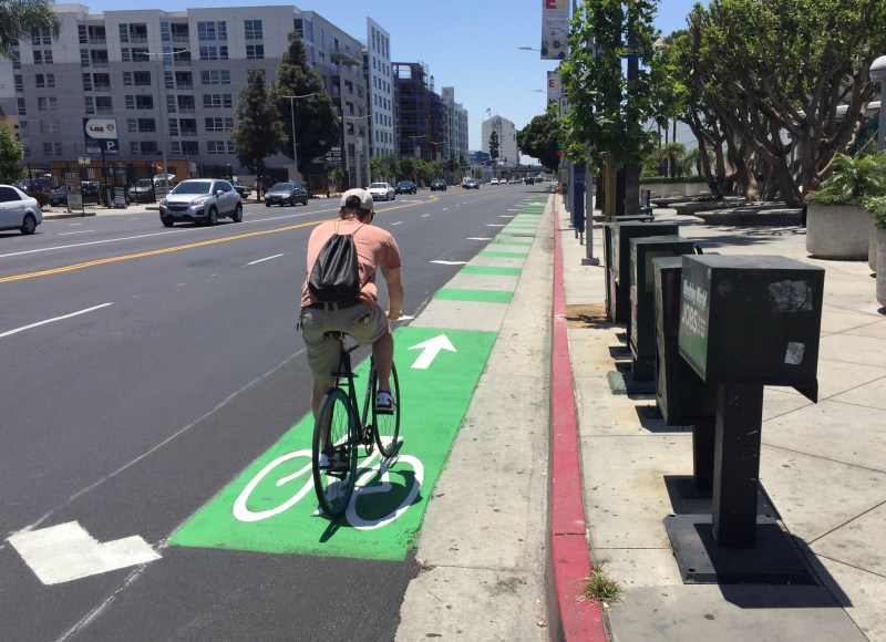 MyFigueroa has new green paint. All photos by Joe Linton/Streetsblog L.A.