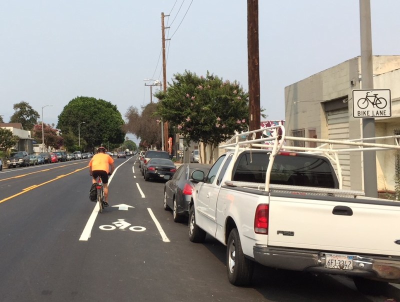 The Alhambra Avenue Safety Improvements include 1.5 miles of new road diet bike lanes. Photos by Joe Linton/Streetsblog L.A.