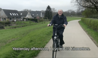 Egbert Brasjen, 96, is the post senior for biking in Holland.