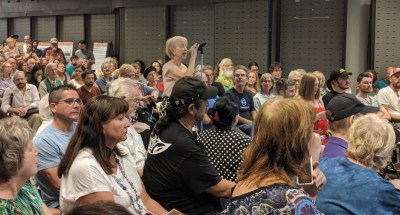 At Saturday's Eagle Rock BRT meeting, Kathleen Aberman called buses "dirty... not safe... and dangerous." Photo via @topomodesto Twitter