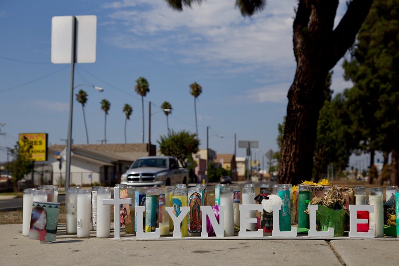 A memorial for Anna Lynelle Graves stands at 98th and Vermont. Graves was killed there in a hit-and-run on August 20. Sahra Sulaiman/Streetsblog L.A.