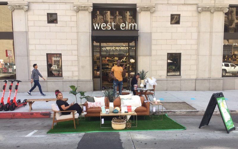 Park(ing) Day 2019 at West Elm on Broadway in downtown L.A.'s Fashion Distirct. Photos by Joe Linton/Streetsblog L.A.