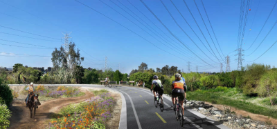 Rendering of a portion of the San Jose Creek Regional Access project, a planned 2.5 mile Class I bike path and a 1.8-mile multi-use trail that would connect the San Jose Creek bike path that ends in Avocado Heights to the San Gabriel Valley River trail. Image: Los Angeles County Department of Public Works