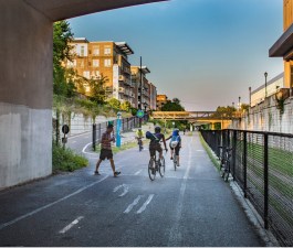 A segment of the Midtown Greenway in Minneapolis. Source: Creative commons