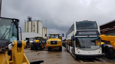 One of two Foothill Transit double-decker electric buses on its journey from Scotland to the SGV. Image: Foothill Transit