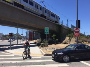 The Expo Line Bike Path Culver City station gap dogleg is indirect and makes cyclists do multiple turns on heavily trafficked streets. All photos by Joe Linton/Streetsblog L.A.