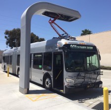 G Line electric bus charging at North Hollywood station. Photo by Joe Linton/Streetsblog L.A.