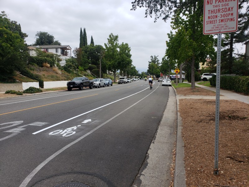 Pop-up bike lane on Poplar Boulevard in Northwest Alhambra. The temporary infrastructure was installed on August 22 and will be removed on September 8. Image: Kristopher Fortin/Streetsblog LA