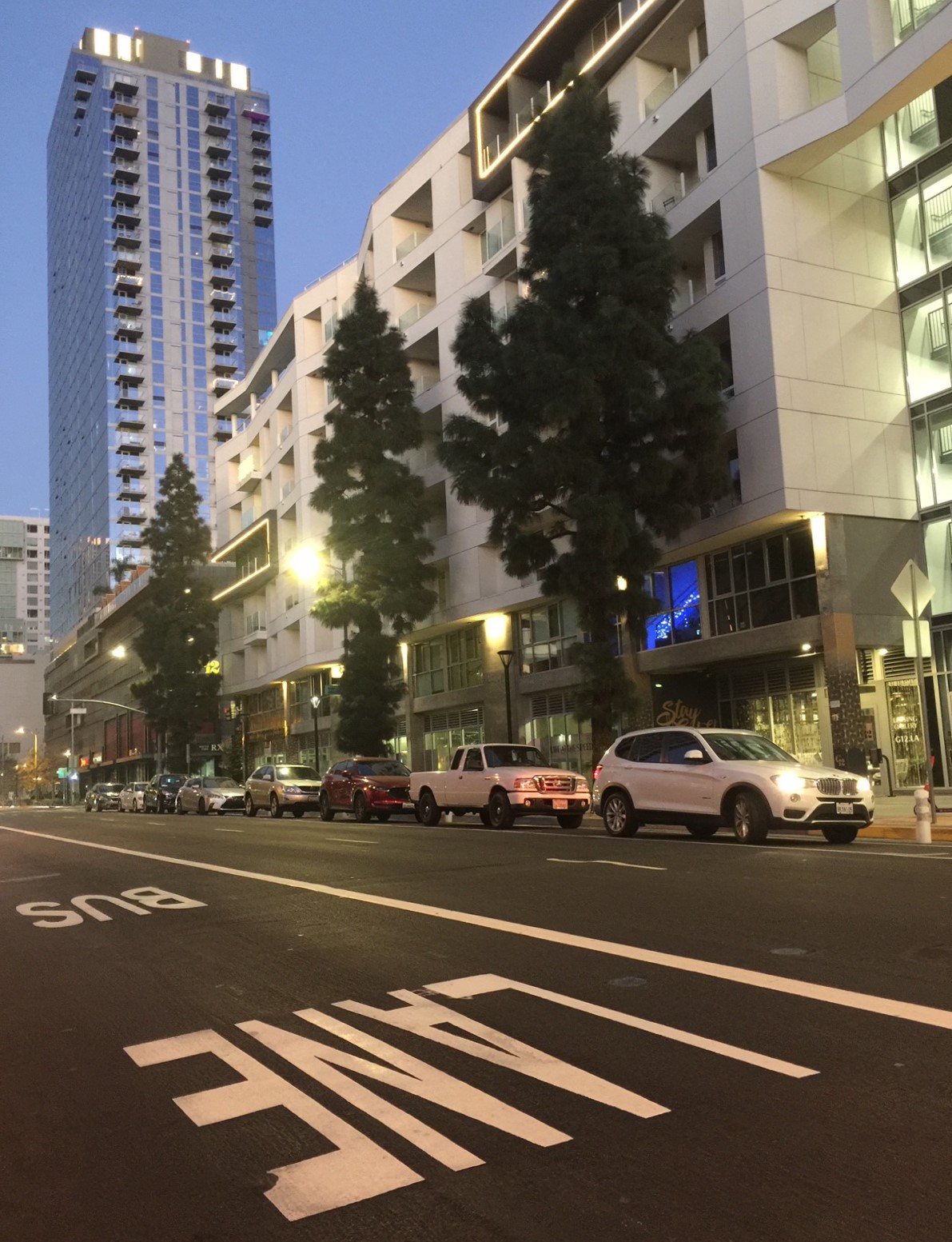 New bus lane on Grand Avenue