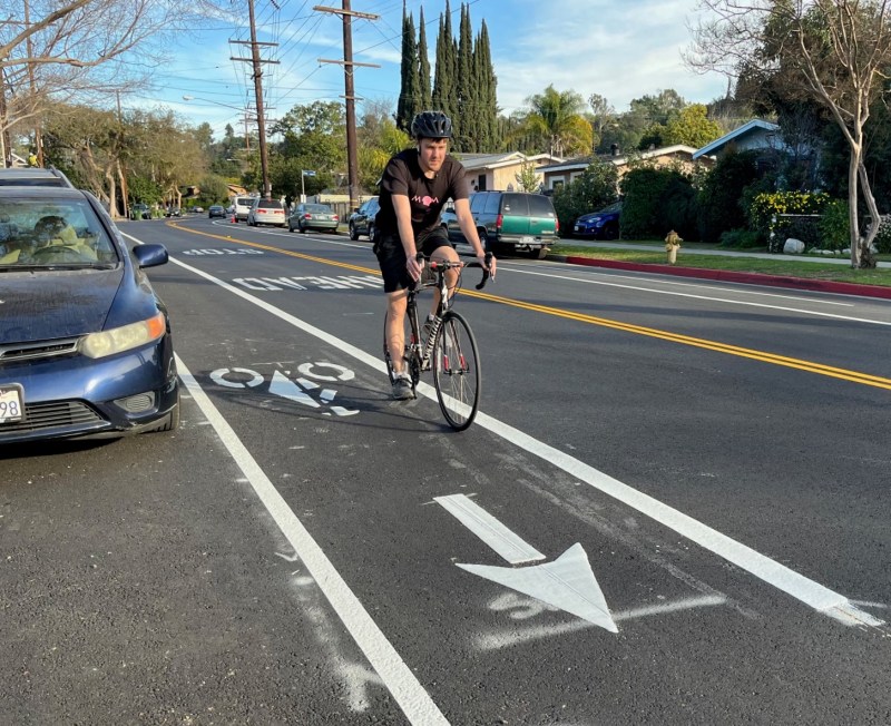 New bike lanes on Yosemite Drive in Eagle Rock - photos by Joe Linton/Streetsblog L.A.