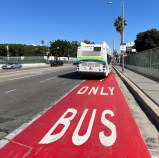 Newly reddened northbound bus-only lane on Alameda Street. Photos by Joe Linton/Streetsblog L.A.