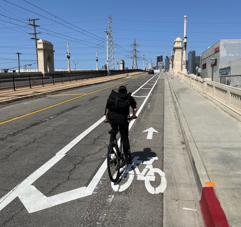 New bike lane on the First Street Bridge over the L.A. River. Photos by Joe Linton/Streetsblog